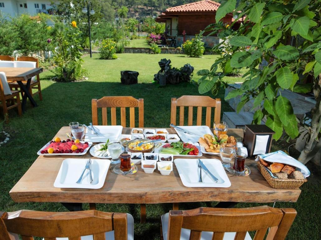 Sandal Hotel Göcek Bagian luar foto